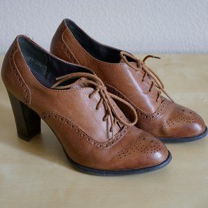 Franco Sarto Oxford leather heels